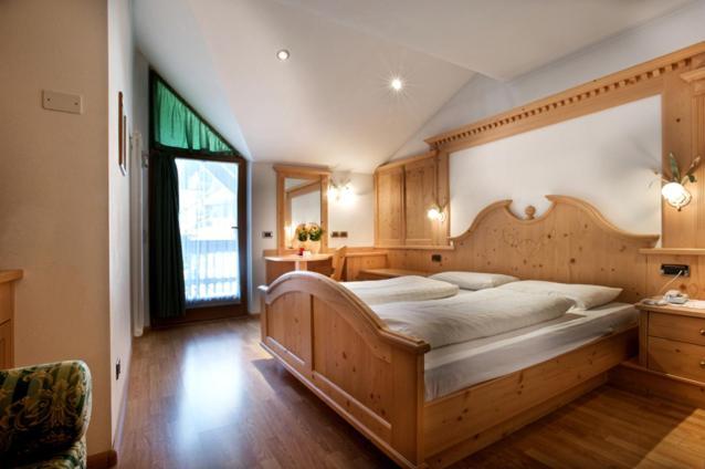 Residence Forcelles San Cassiano  Oda fotoğraf